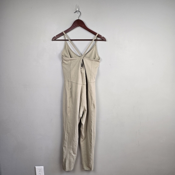 OLD NAVY Powerchill Workout Activewear‎ Jumpsuit Tan Slight Green Womens Size L - Picture 7 of 16